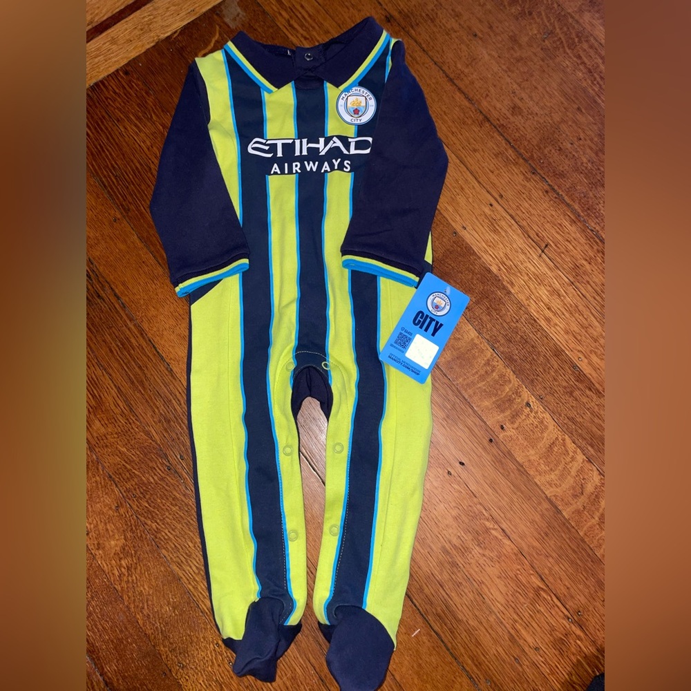 Manchester City FC Baby Kit Away Sleepsuit football soccer footie sleeper romper
